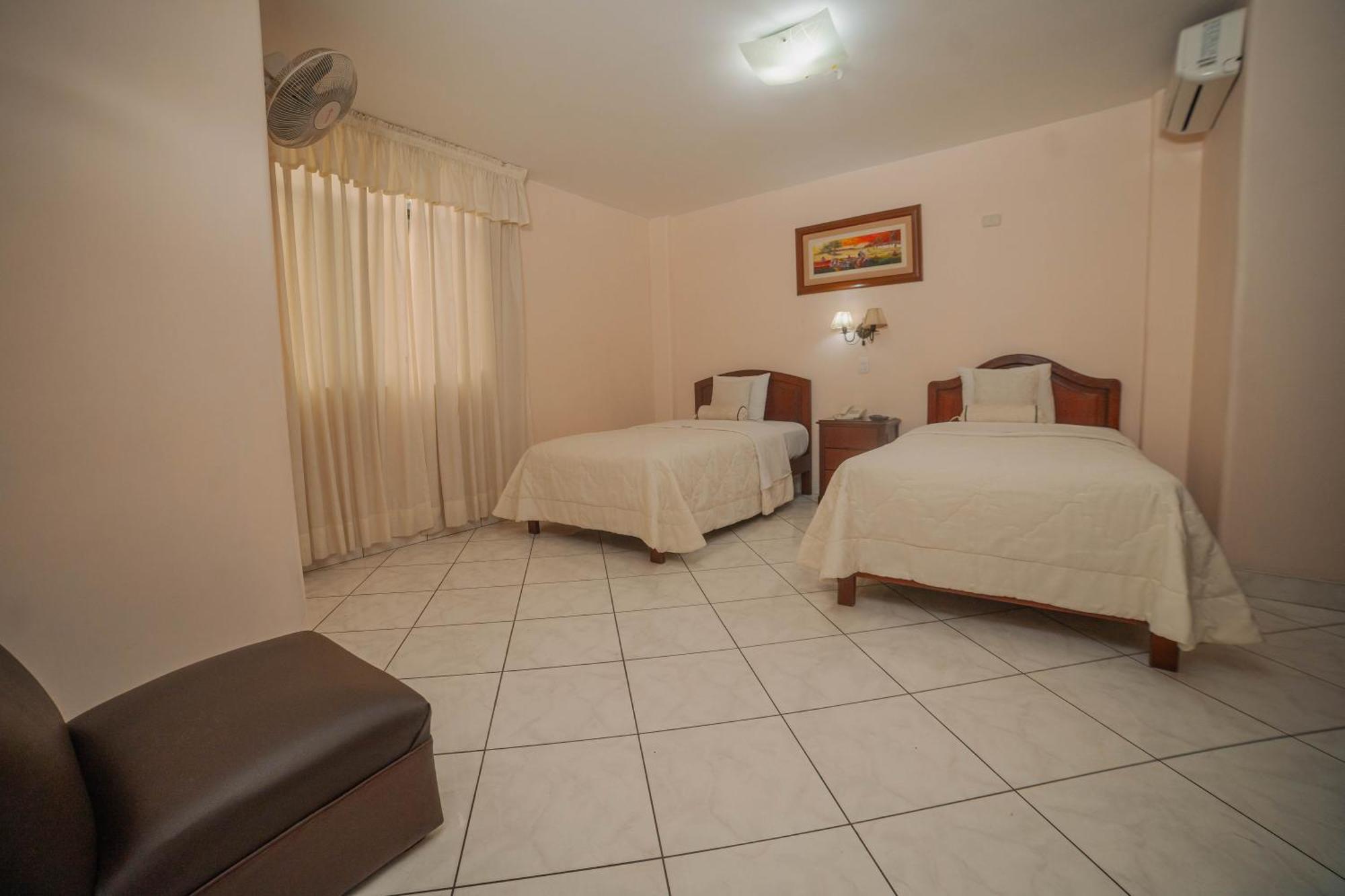 טרוחיו Hotel Torre Norte מראה חיצוני תמונה